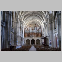 Bordeaux, Cathedrale, photo by Jean-Christophe BENOIST on Wikipedia,2.jpg